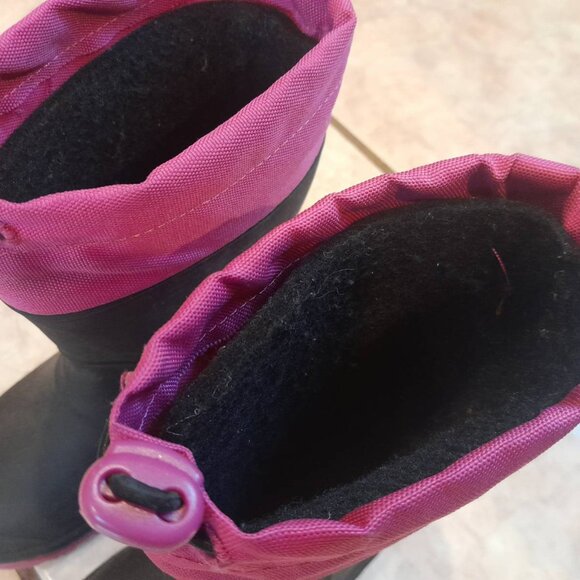 Waterproof insulated rubber boots kids size 9 - Picture 3 of 6